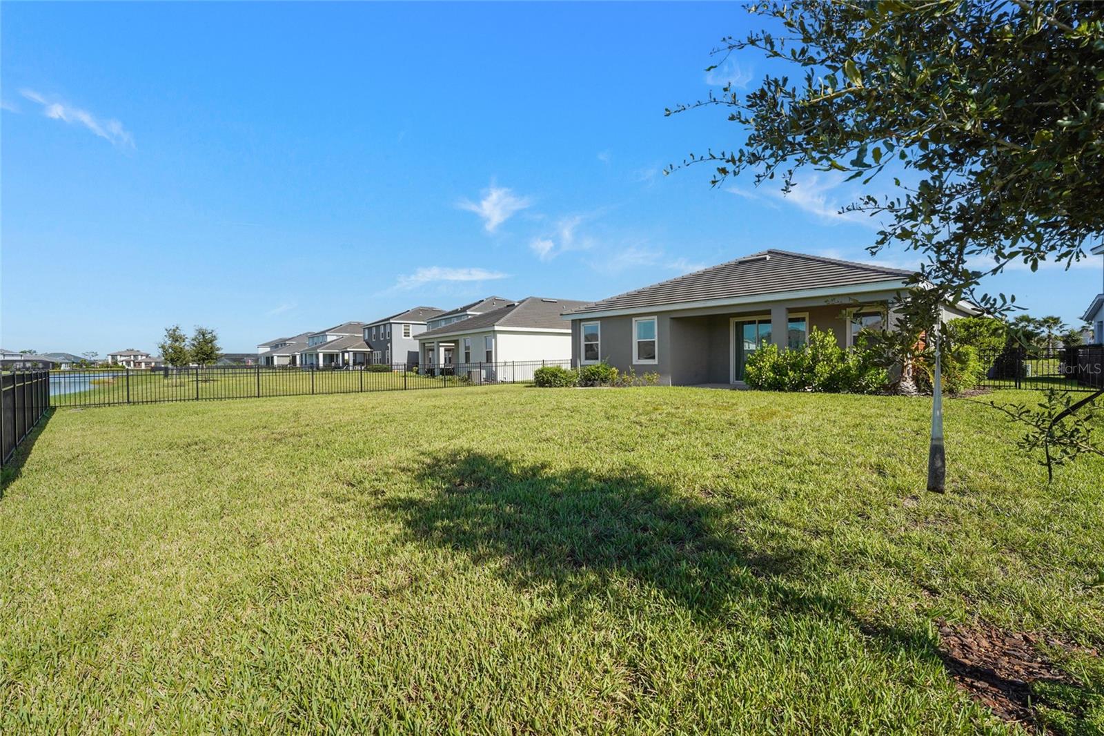 18030 TAVERNSIDE TRAIL, Bradenton, FL 34211