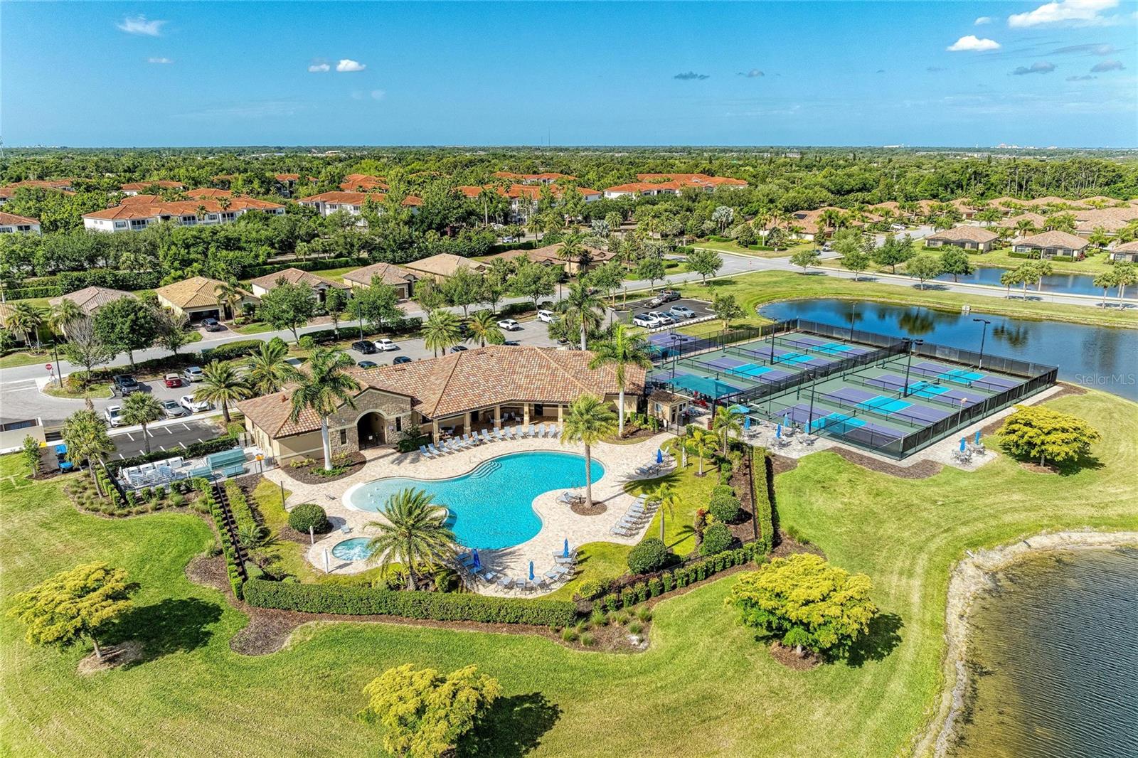 8403 GRAND ESTUARY TRAIL, #405, Bradenton, FL 34212