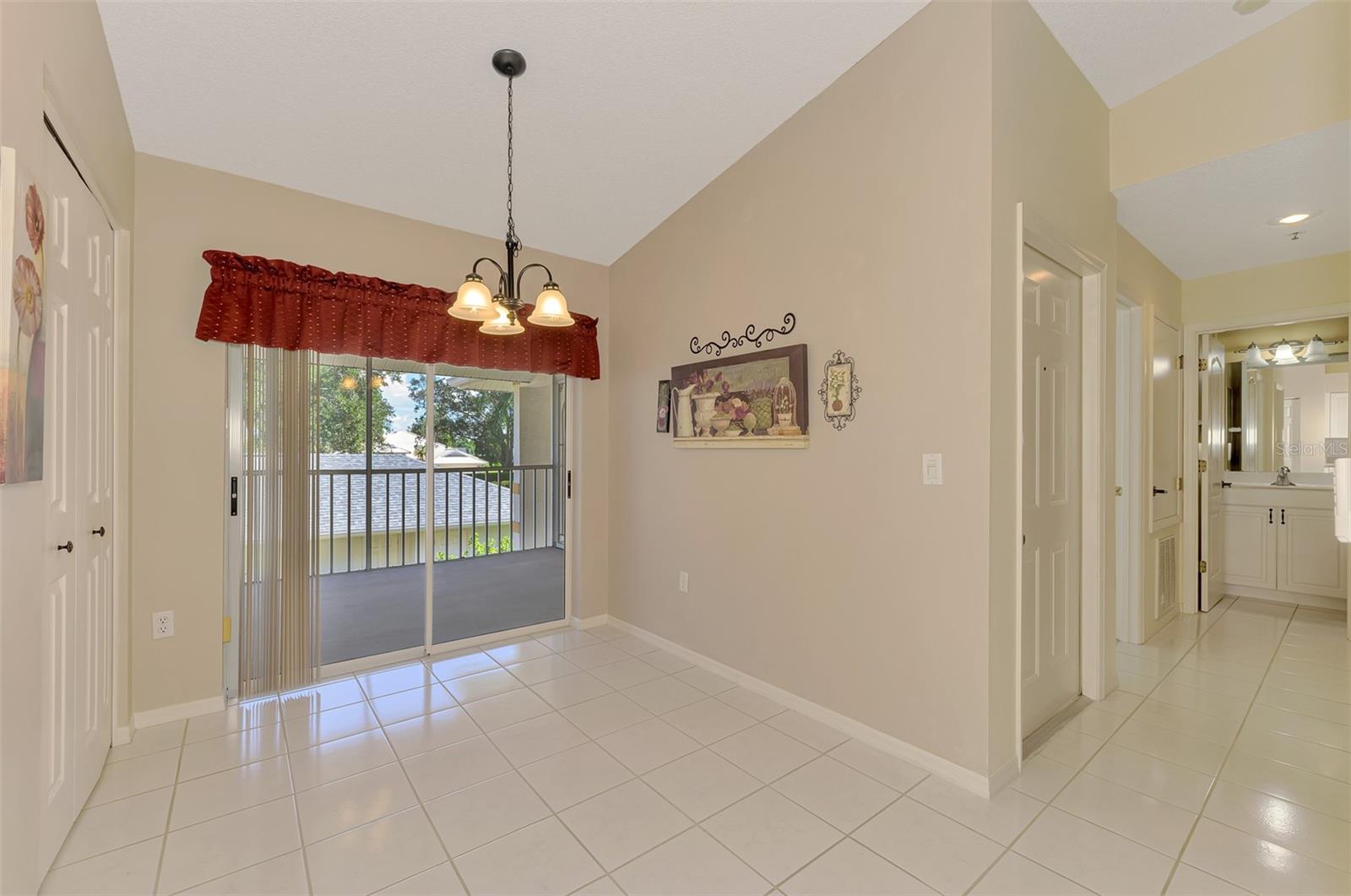 6904 DREWRYS BLUFF, #807, Bradenton, FL 34203