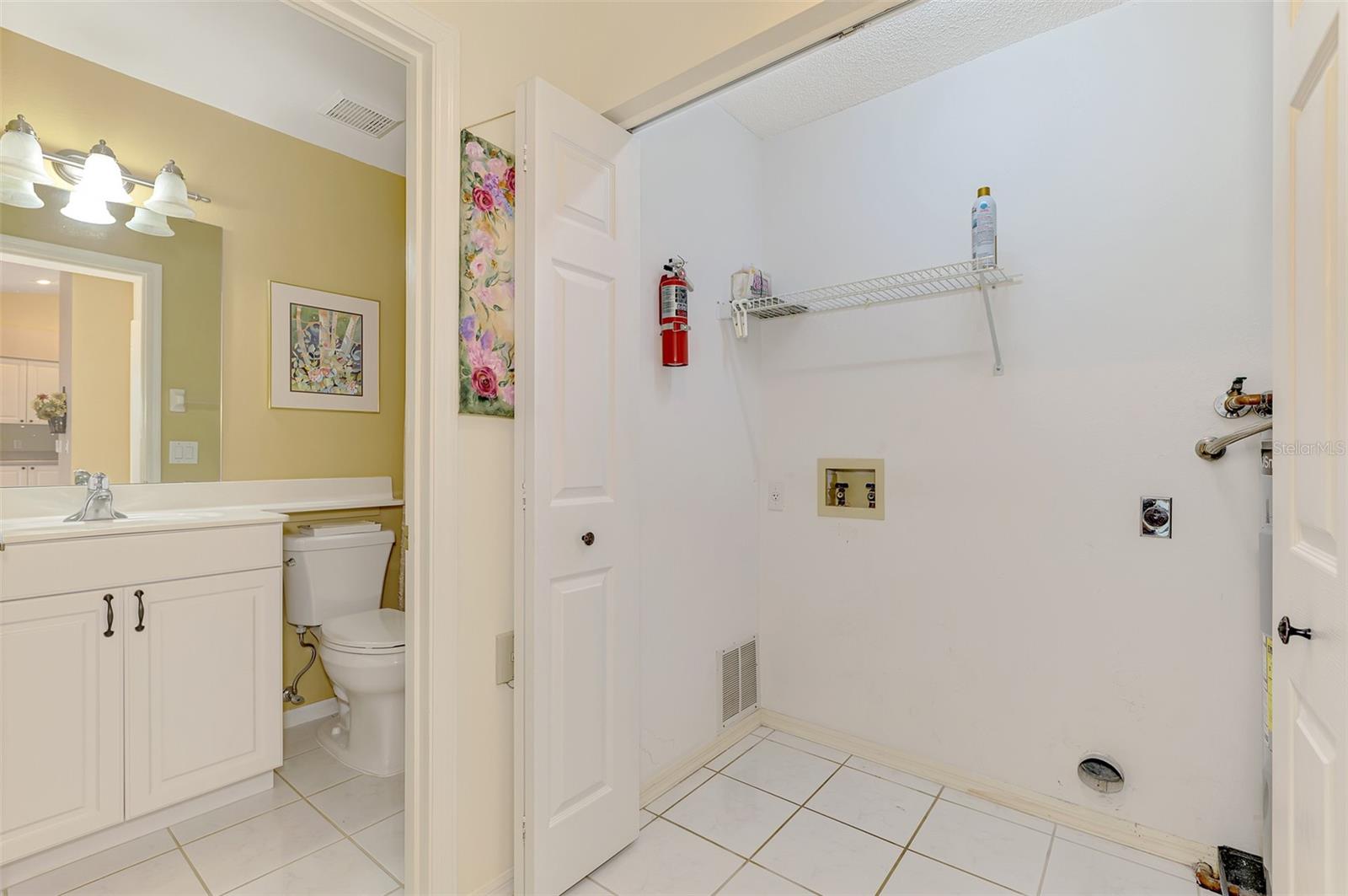 6904 DREWRYS BLUFF, #807, Bradenton, FL 34203
