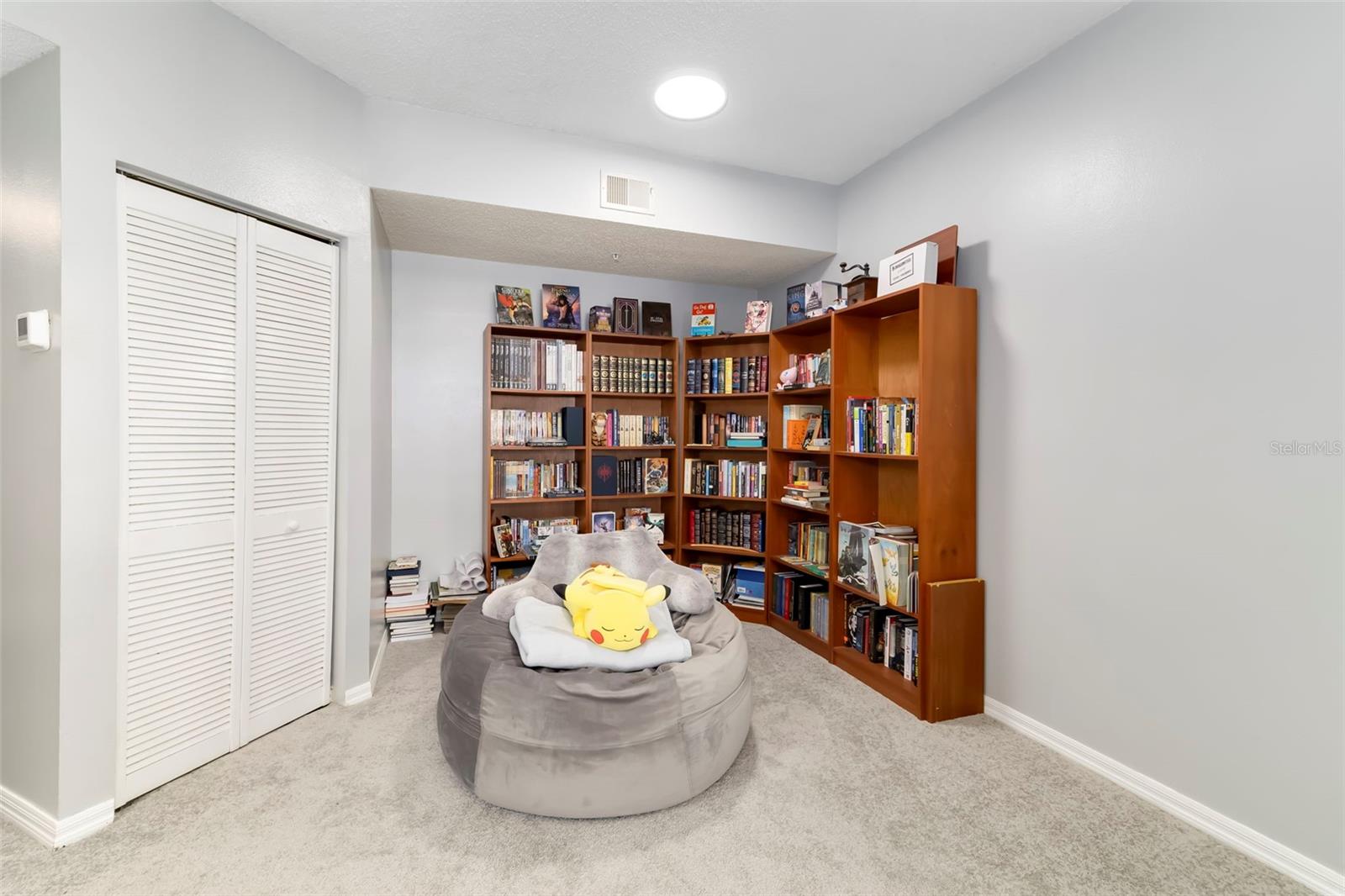 Dining Room/Library. Dining Room/Library.