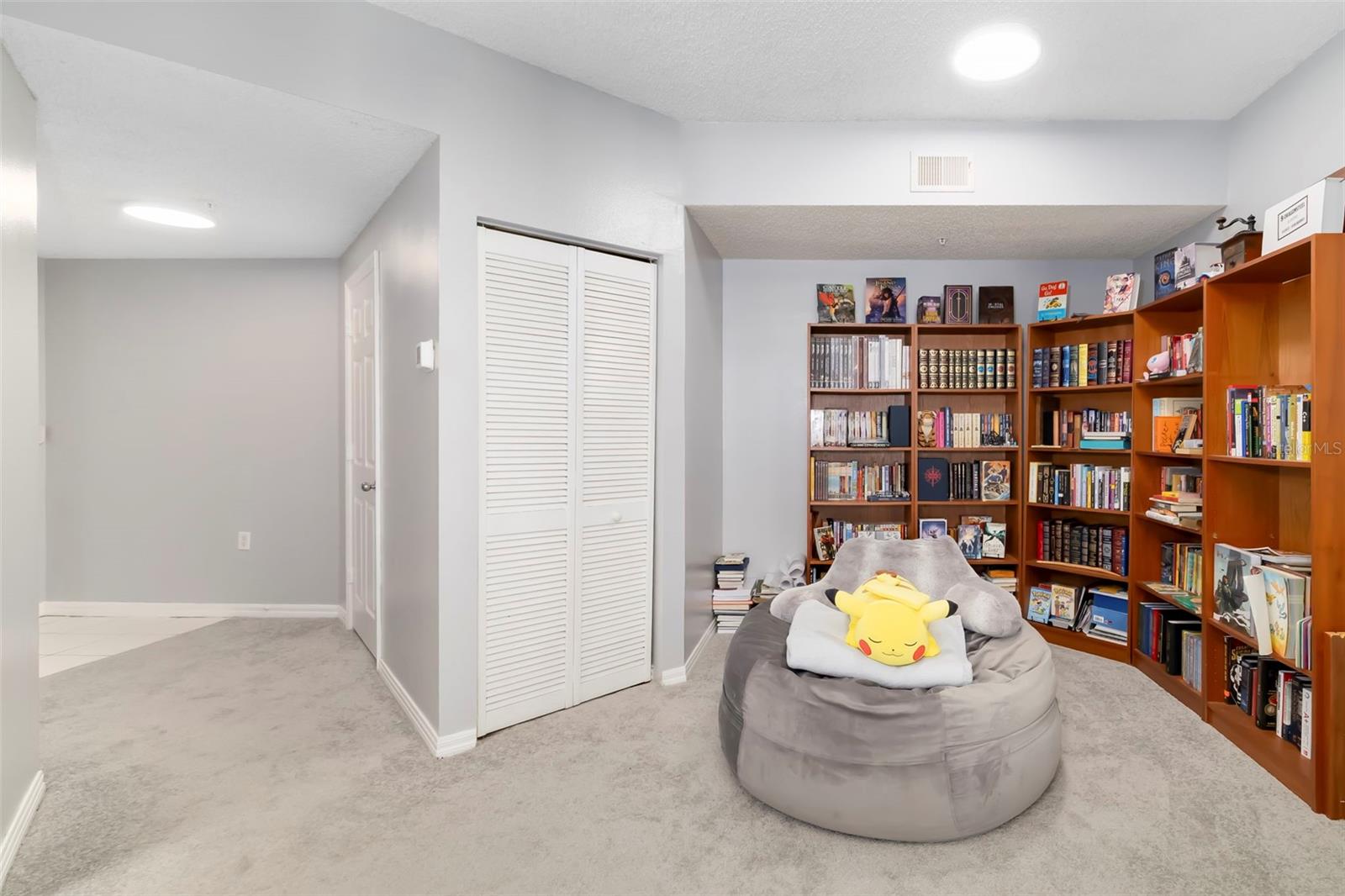 Dining Room/Library. Dining Room/Library.