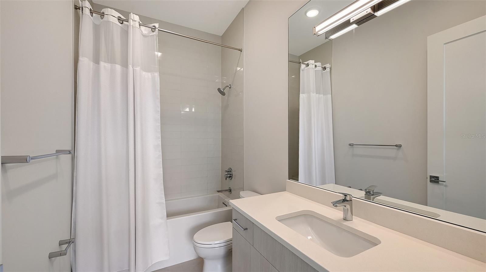 3rd bath with tub shower