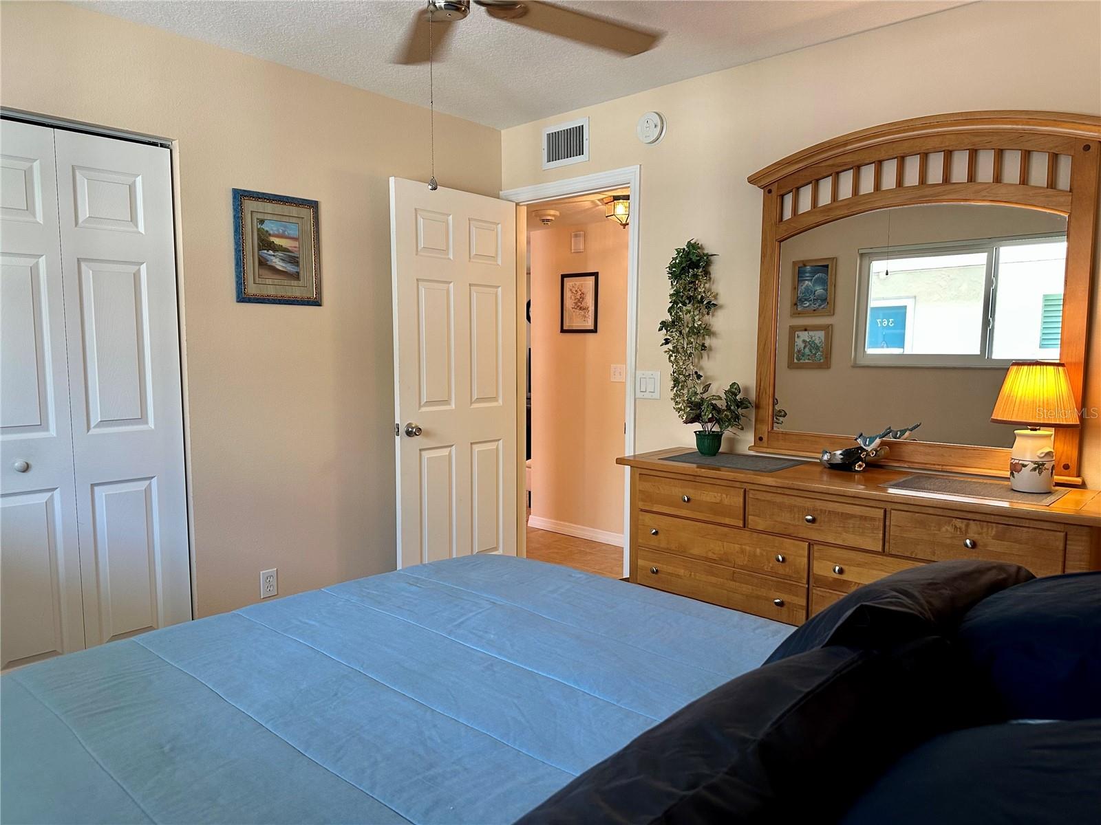 1330 GLEN OAKS DRIVE E, #370D, Sarasota, FL 34232