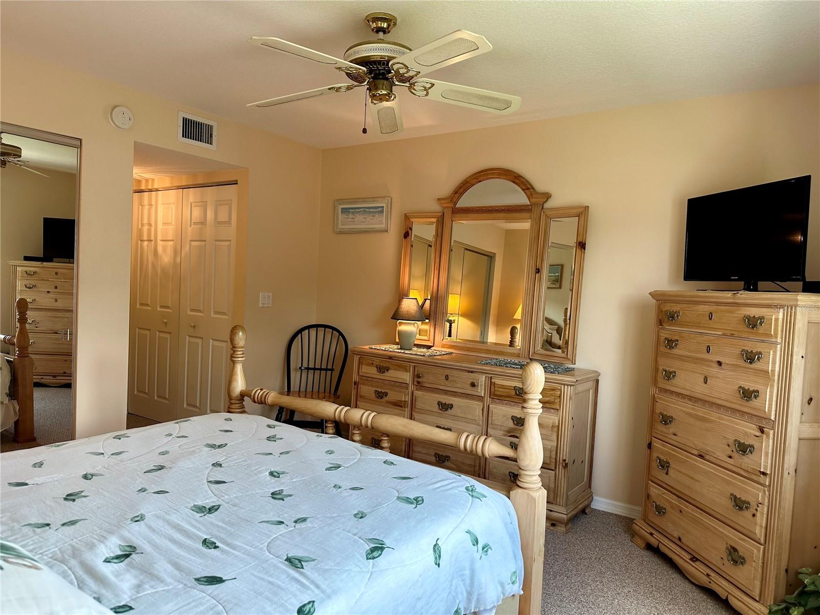 1330 GLEN OAKS DRIVE E, #370D, Sarasota, FL 34232