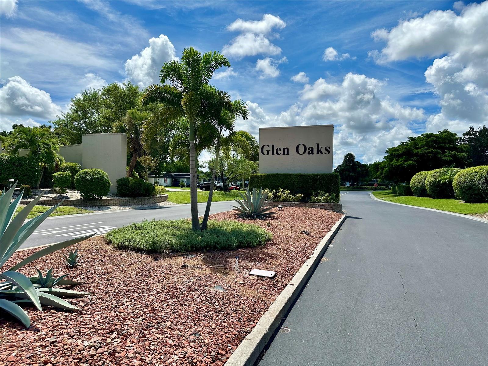 1330 GLEN OAKS DRIVE E, #370D, Sarasota, FL 34232