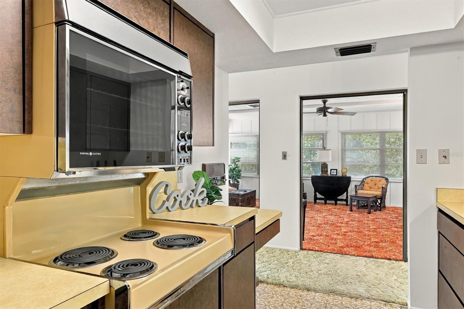 7232 LAS CASAS DRIVE, #7232, Sarasota, FL 34243