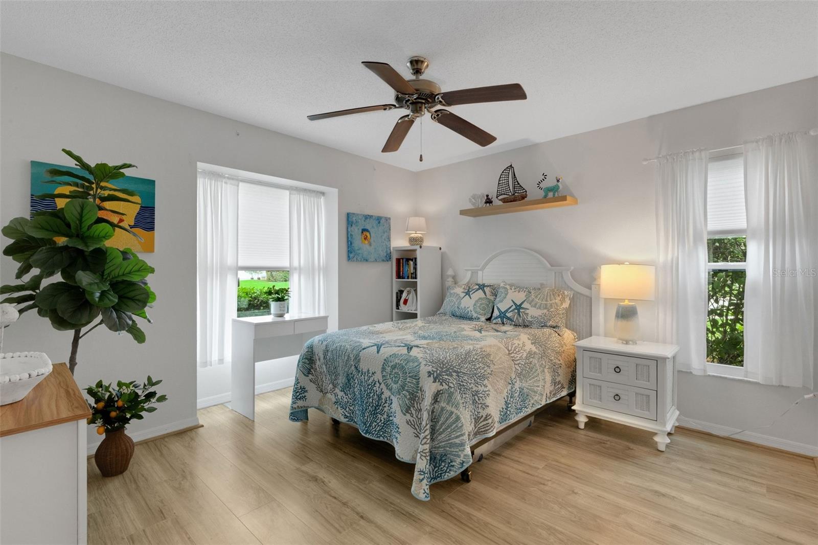 6104 NICOLE DRIVE, Sarasota, FL 34243