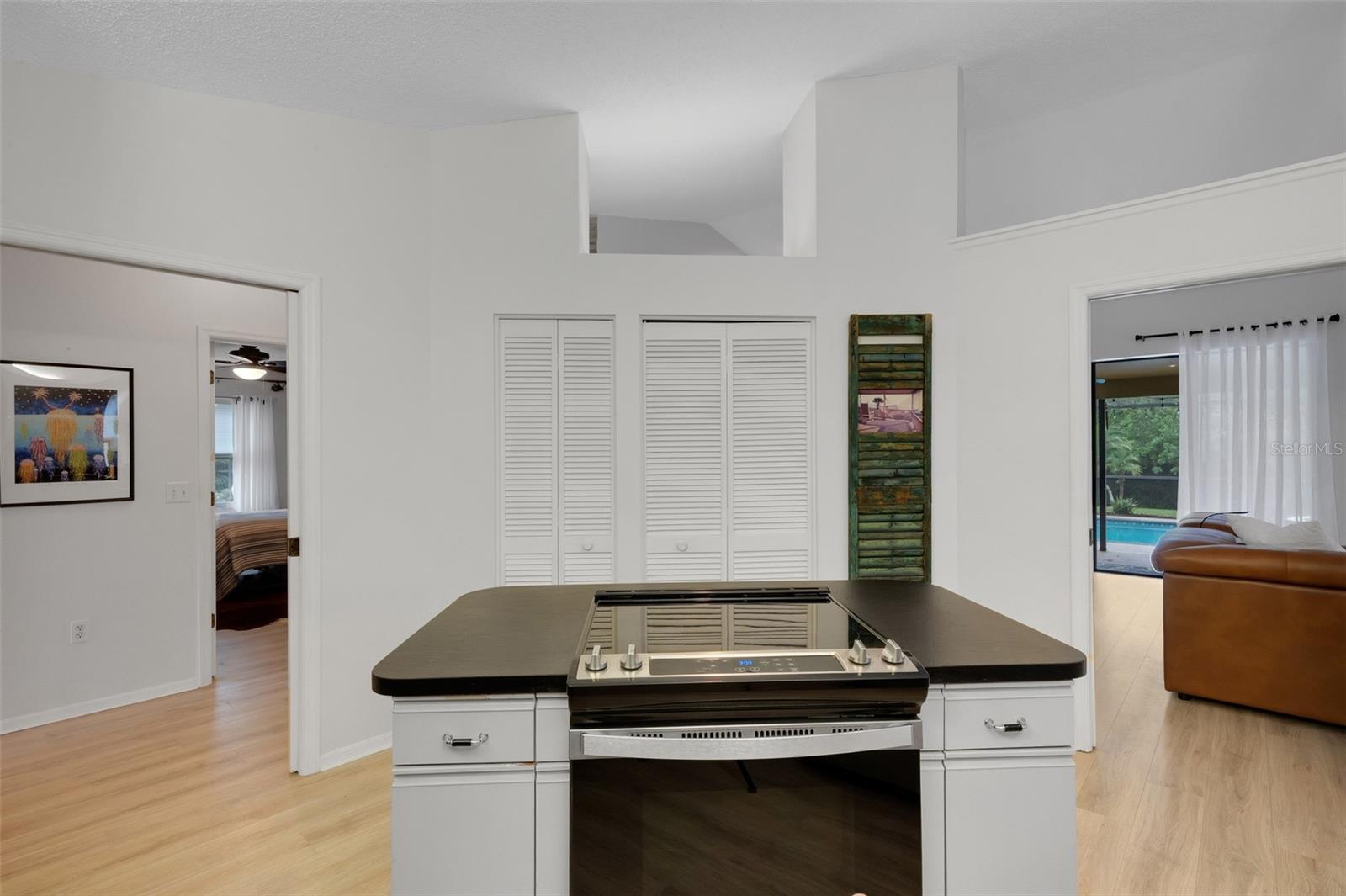 6104 NICOLE DRIVE, Sarasota, FL 34243
