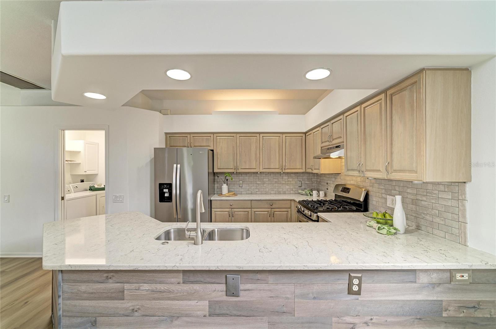 10554 OLD GROVE CIRCLE, Bradenton, FL 34212