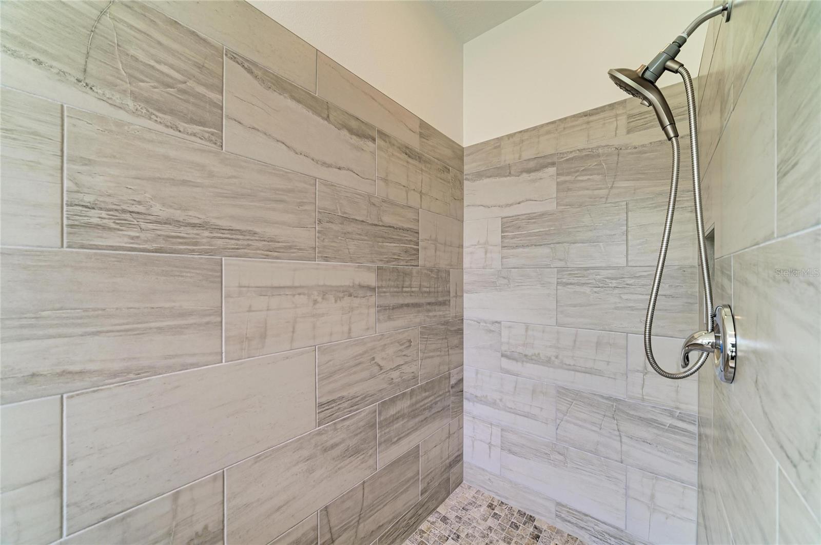 10554 OLD GROVE CIRCLE, Bradenton, FL 34212