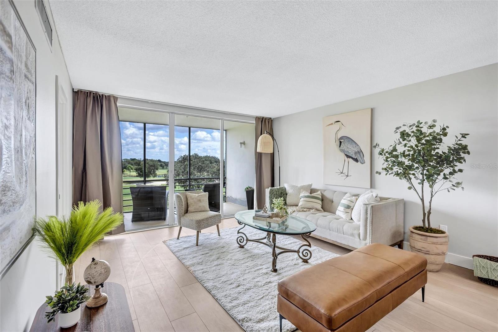 7461 W COUNTRY CLUB DRIVE N, #408, Sarasota, FL 34243