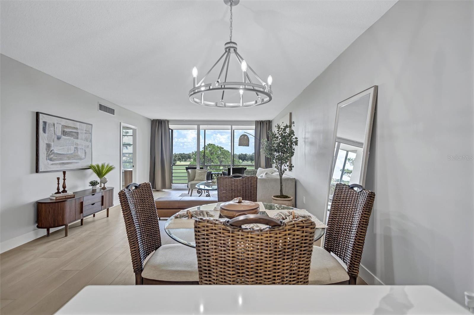7461 W COUNTRY CLUB DRIVE N, #408, Sarasota, FL 34243
