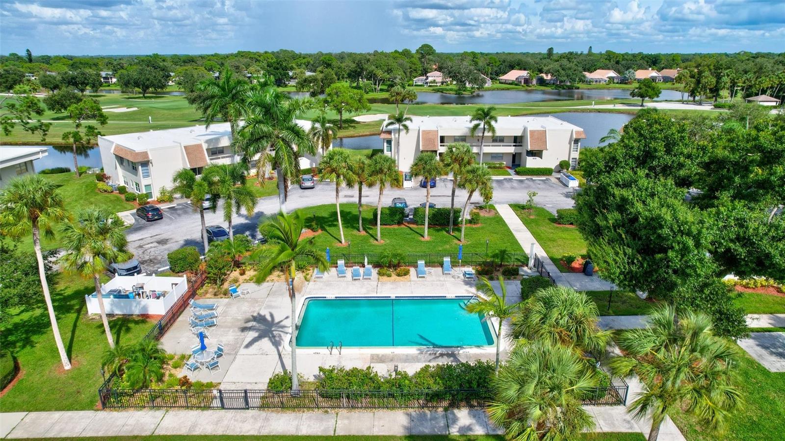7461 W COUNTRY CLUB DRIVE N, #408, Sarasota, FL 34243
