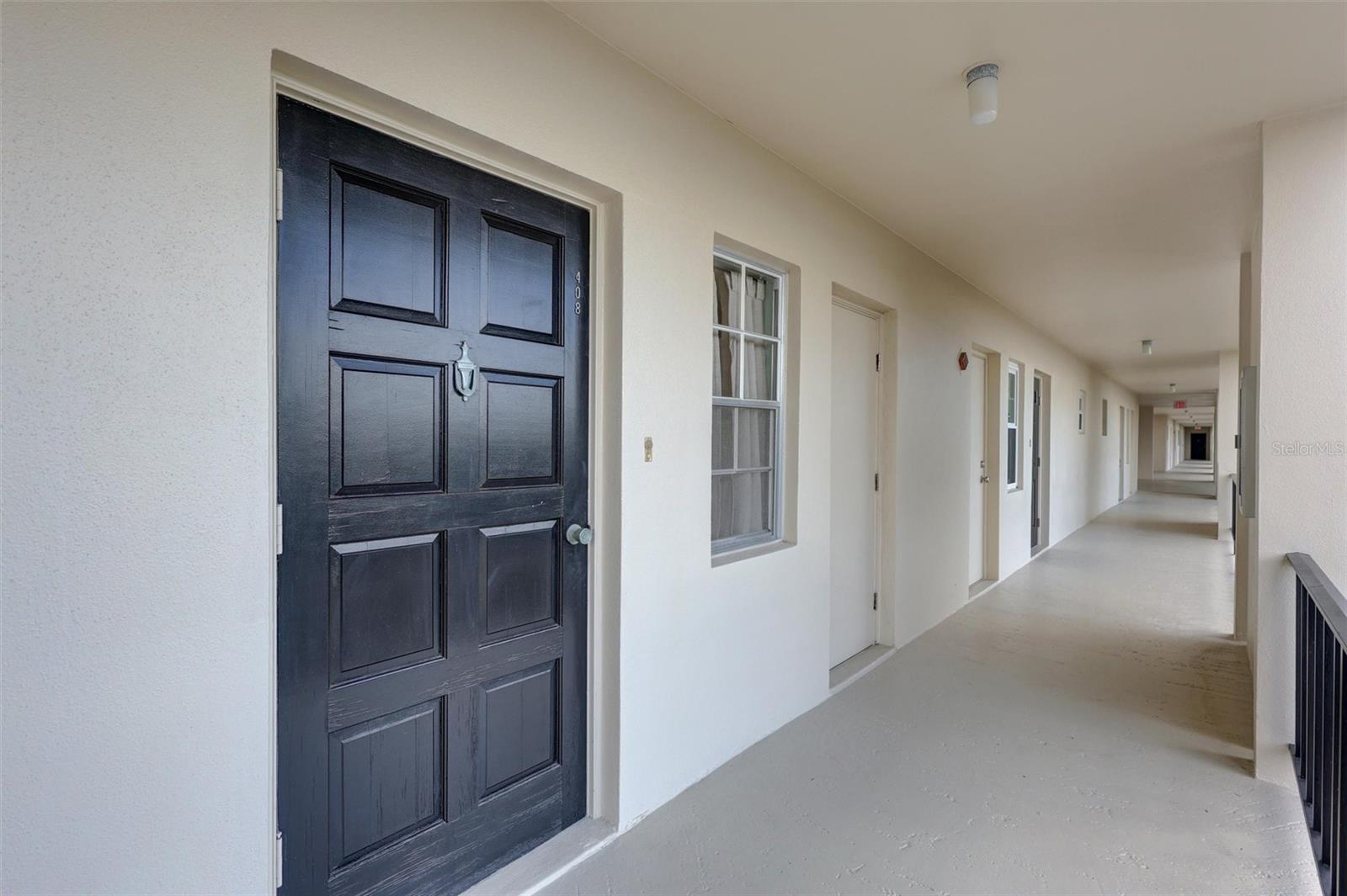 7461 W COUNTRY CLUB DRIVE N, #408, Sarasota, FL 34243