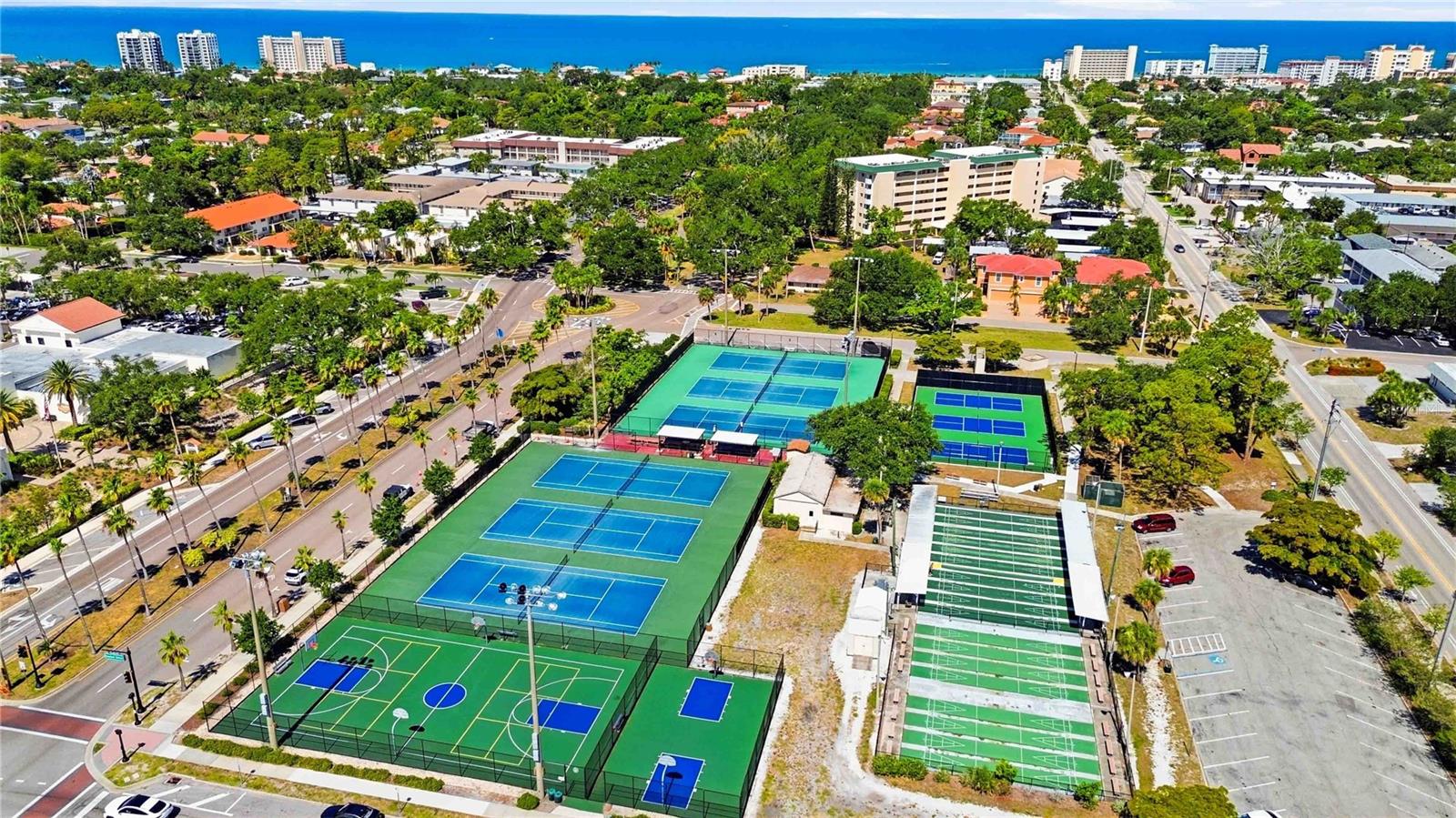 525 MANATEE COURT, #10, Venice, FL 34285