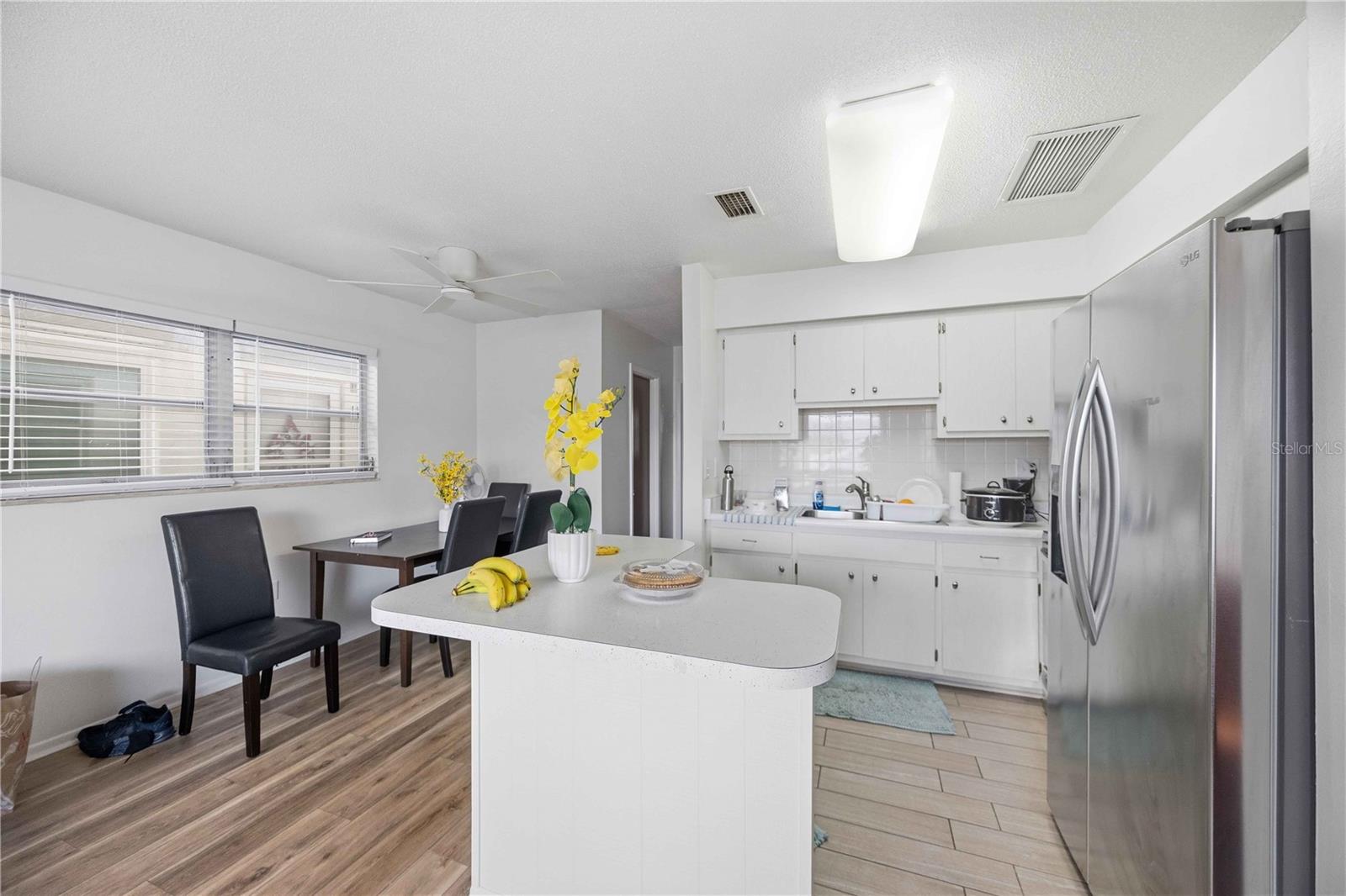 525 MANATEE COURT, #10, Venice, FL 34285