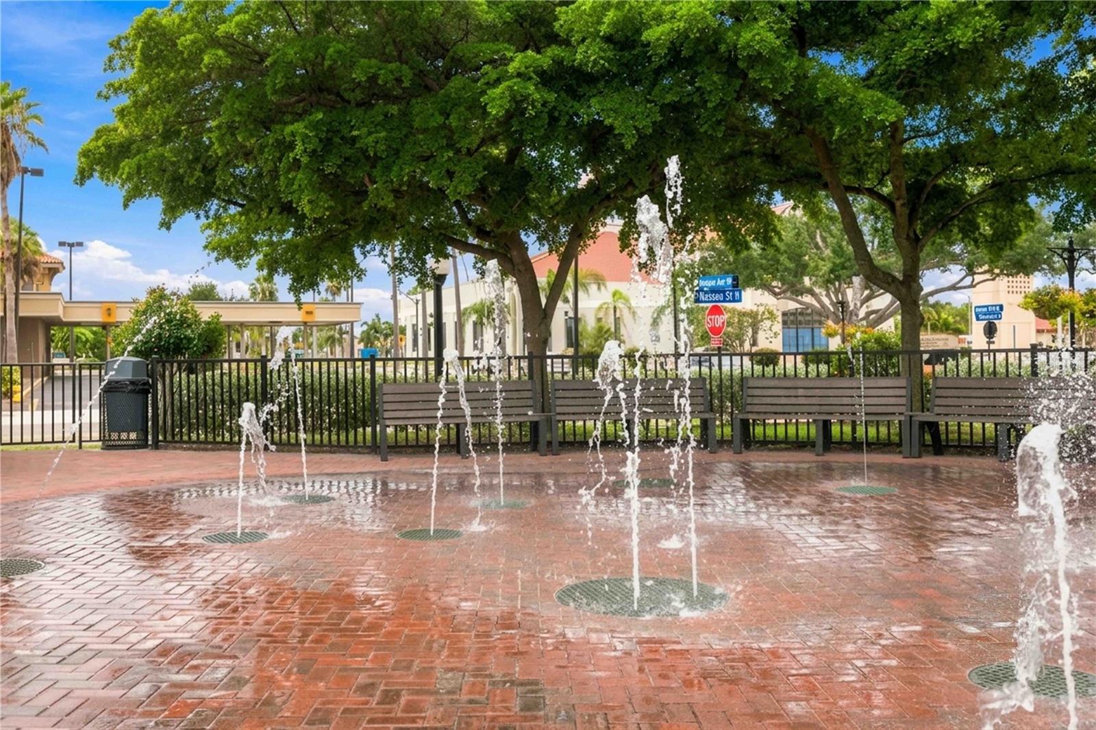 525 MANATEE COURT, #10, Venice, FL 34285