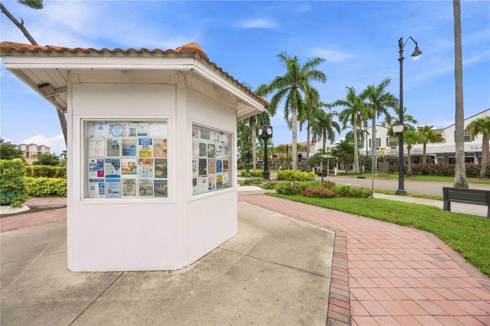 525 MANATEE COURT, #10, Venice, FL 34285