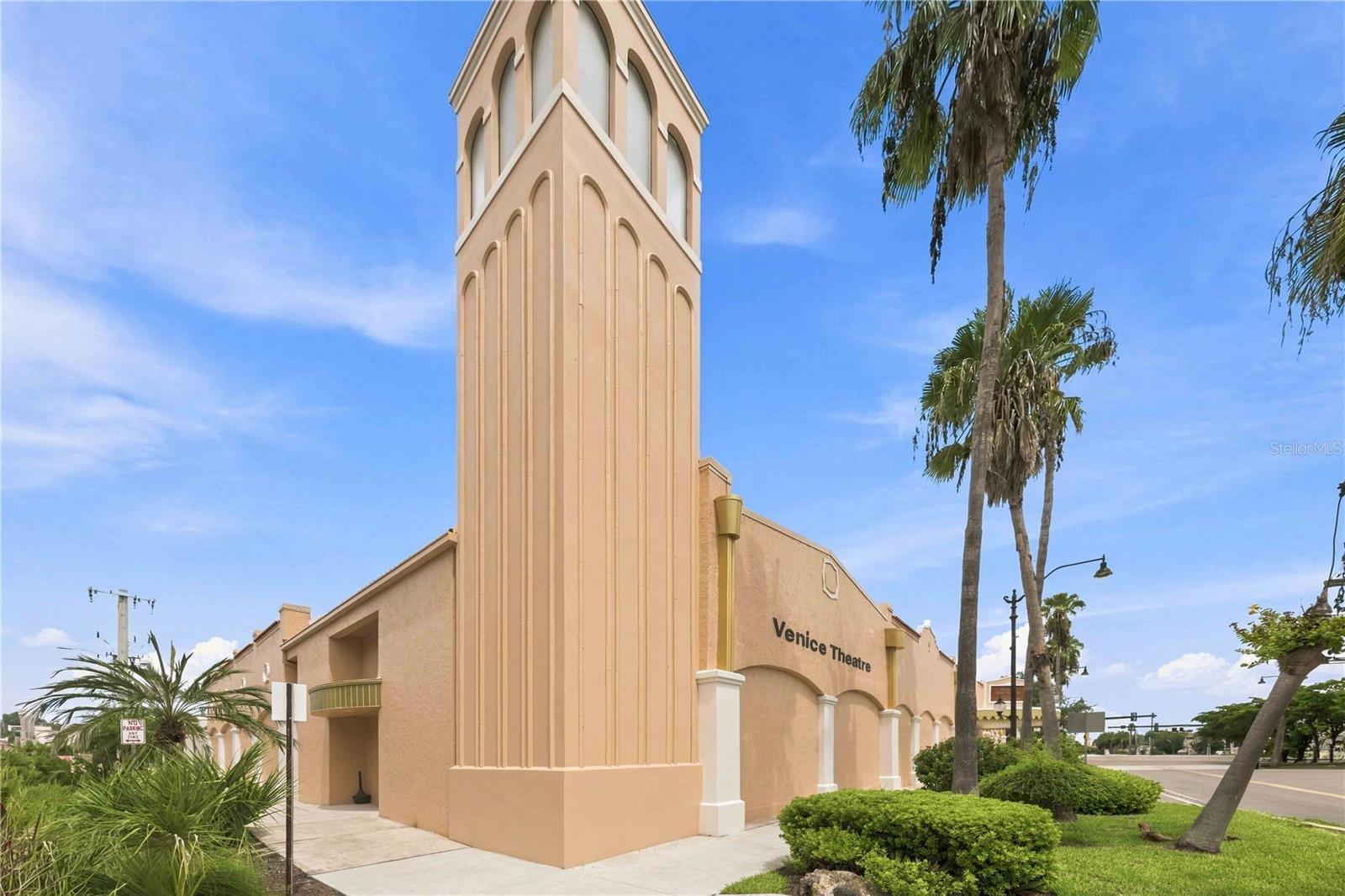 525 MANATEE COURT, #10, Venice, FL 34285