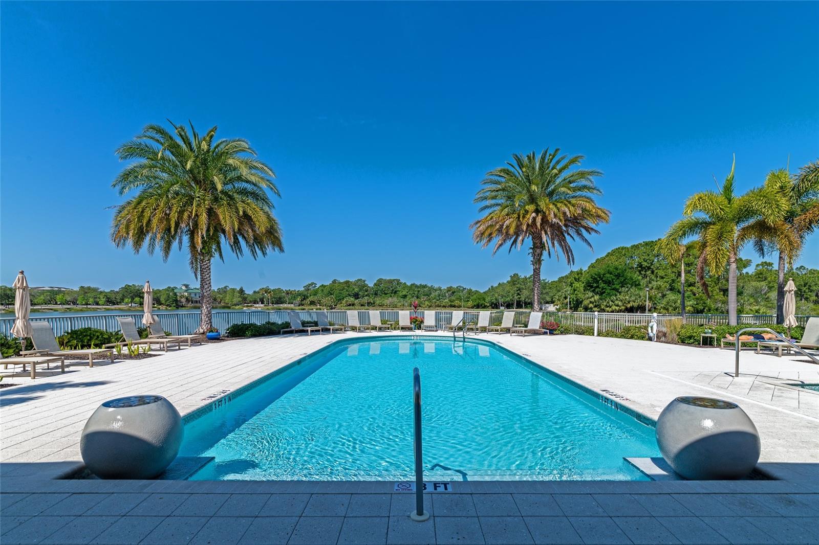 10530 BOARDWALK LOOP, #202, Bradenton, FL 34202