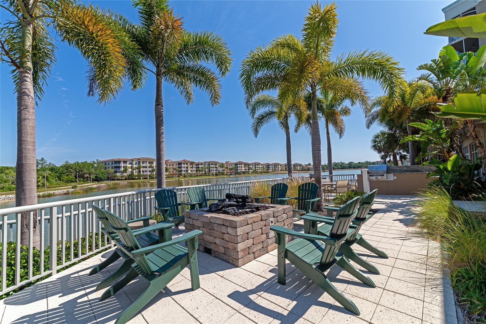 10530 BOARDWALK LOOP, #202, Bradenton, FL 34202