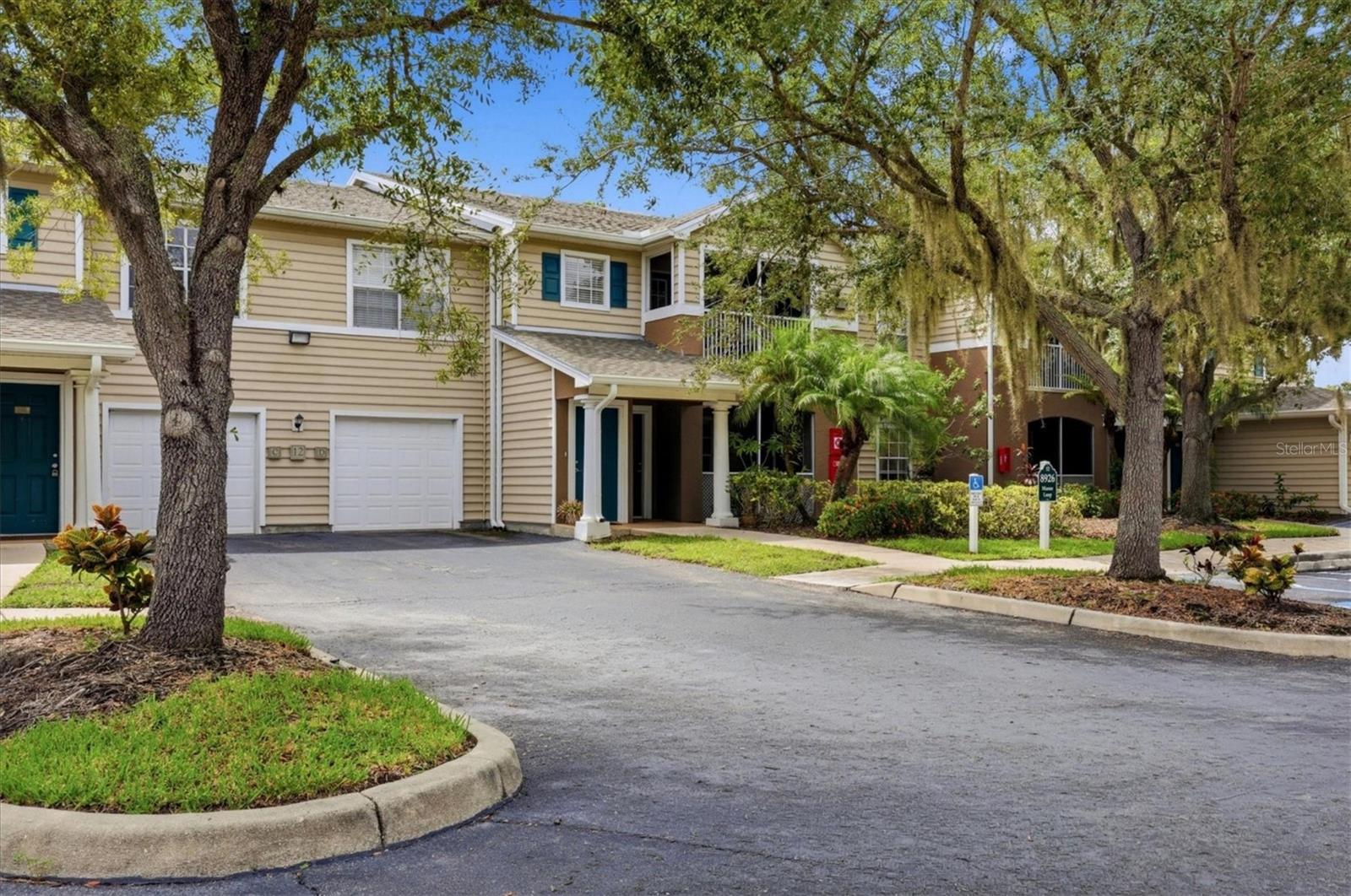 8926 MANOR LOOP, #103, Bradenton, FL 34202
