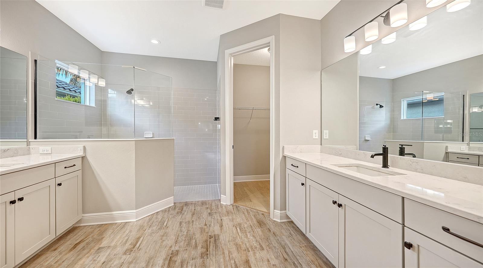 2806 BUTTERFLY JASMINE TRAIL, Sarasota, FL 34240