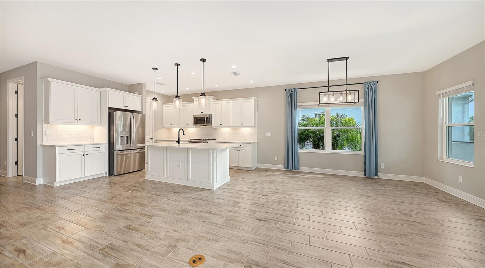 2806 BUTTERFLY JASMINE TRAIL, Sarasota, FL 34240