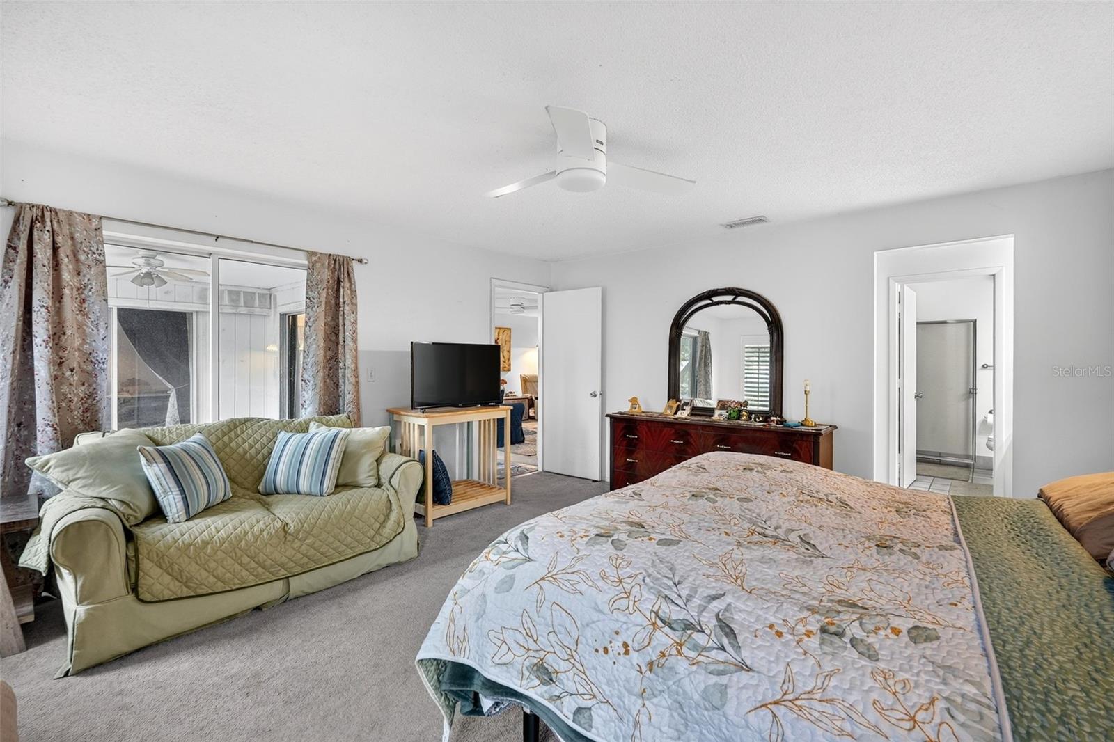 7283 ELEANOR CIRCLE, Sarasota, FL 34243