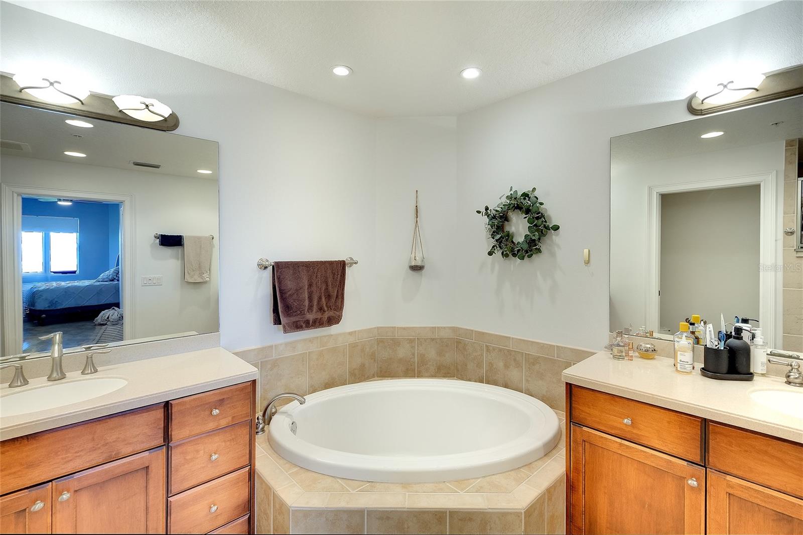 611 RIVIERA DUNES WAY, #308, Palmetto, FL 34221
