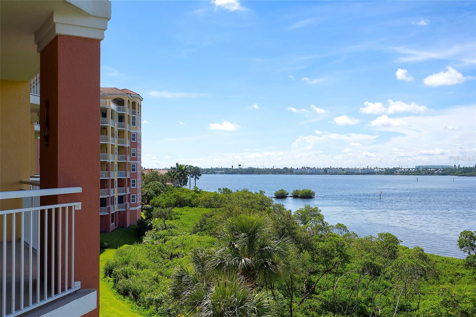 611 RIVIERA DUNES WAY, #308, Palmetto, FL 34221