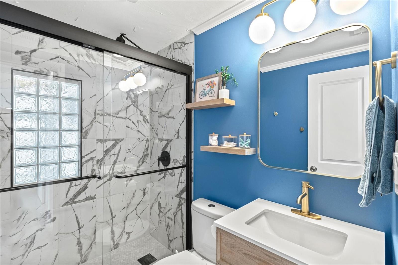 315 AZALEA ROAD, Venice, FL 34293