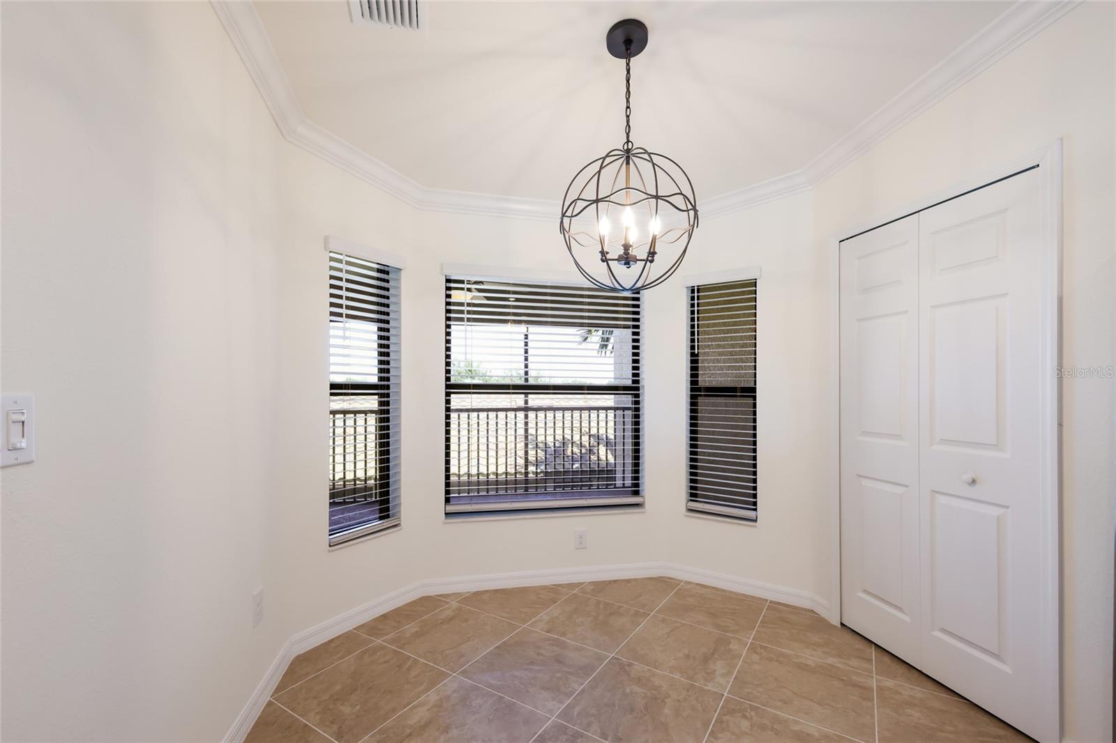 5614 PALMER CIRCLE, #206, Bradenton, FL 34211