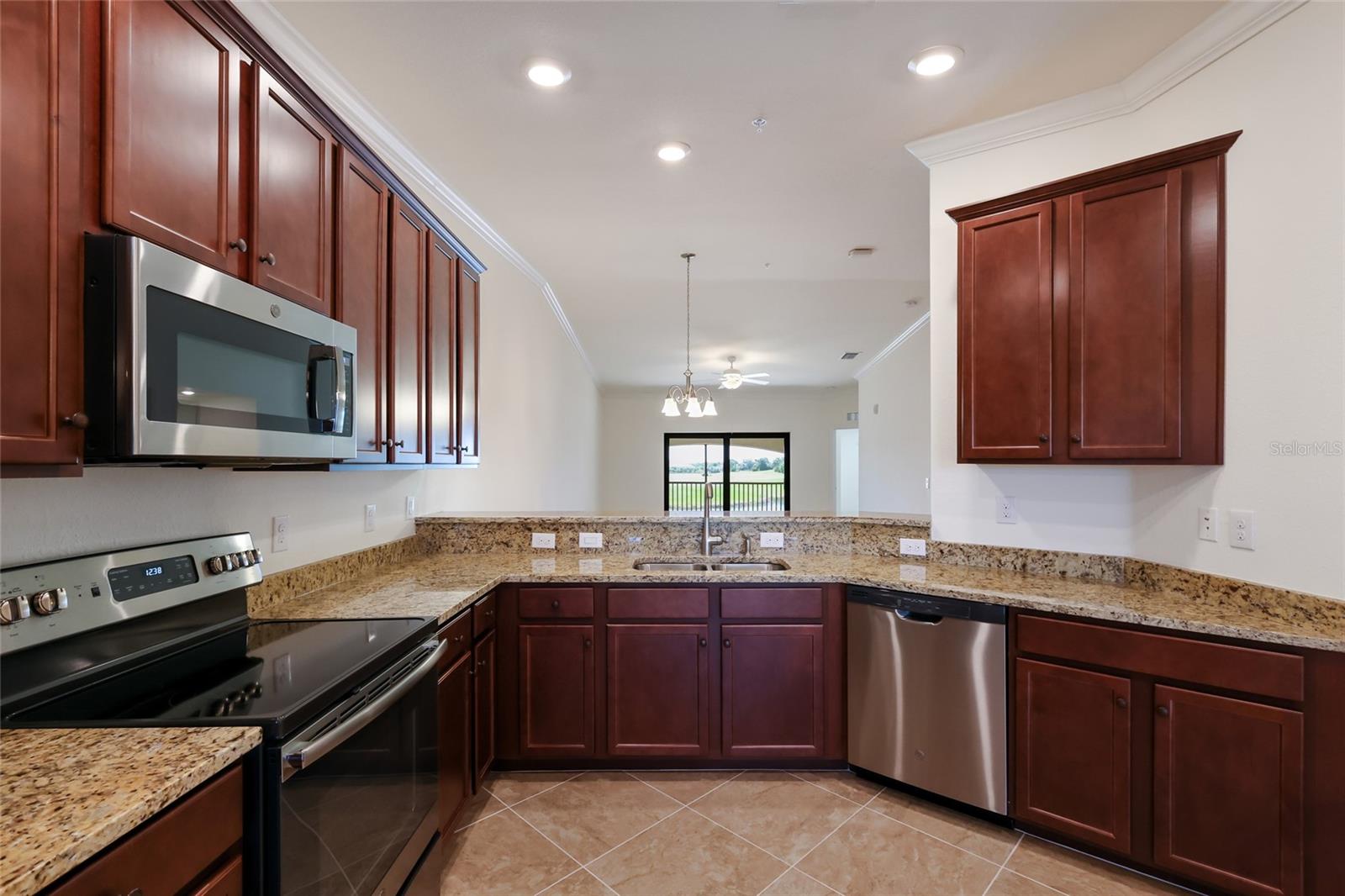 5614 PALMER CIRCLE, #206, Bradenton, FL 34211