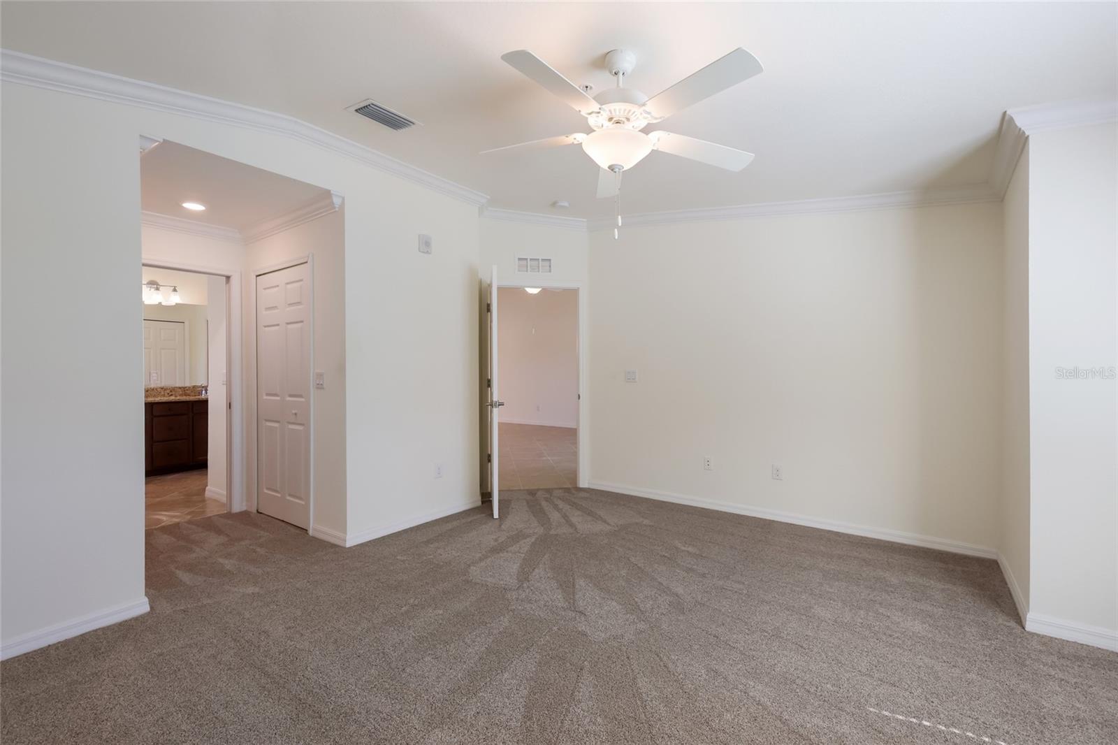 5614 PALMER CIRCLE, #206, Bradenton, FL 34211