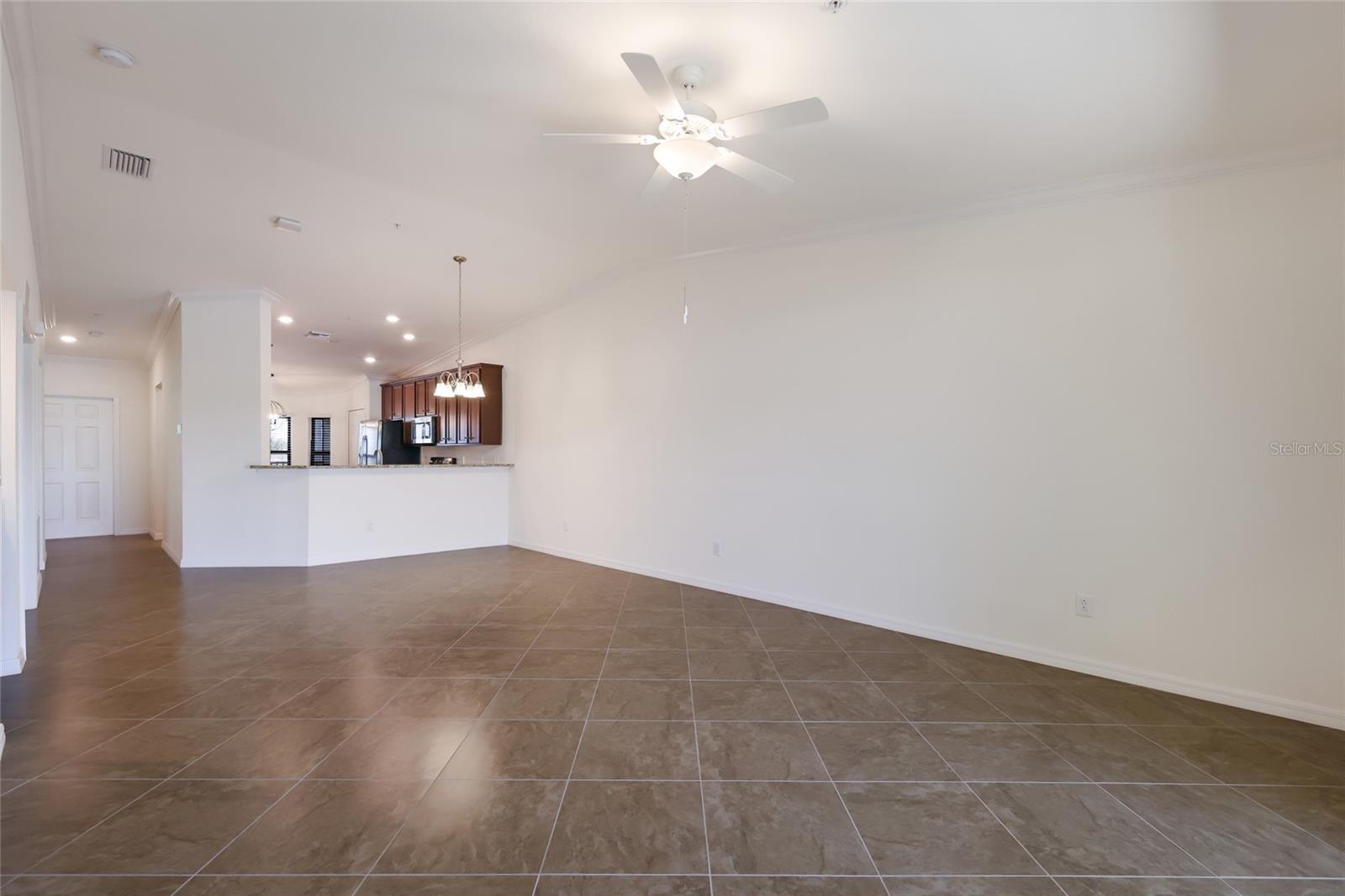 5614 PALMER CIRCLE, #206, Bradenton, FL 34211