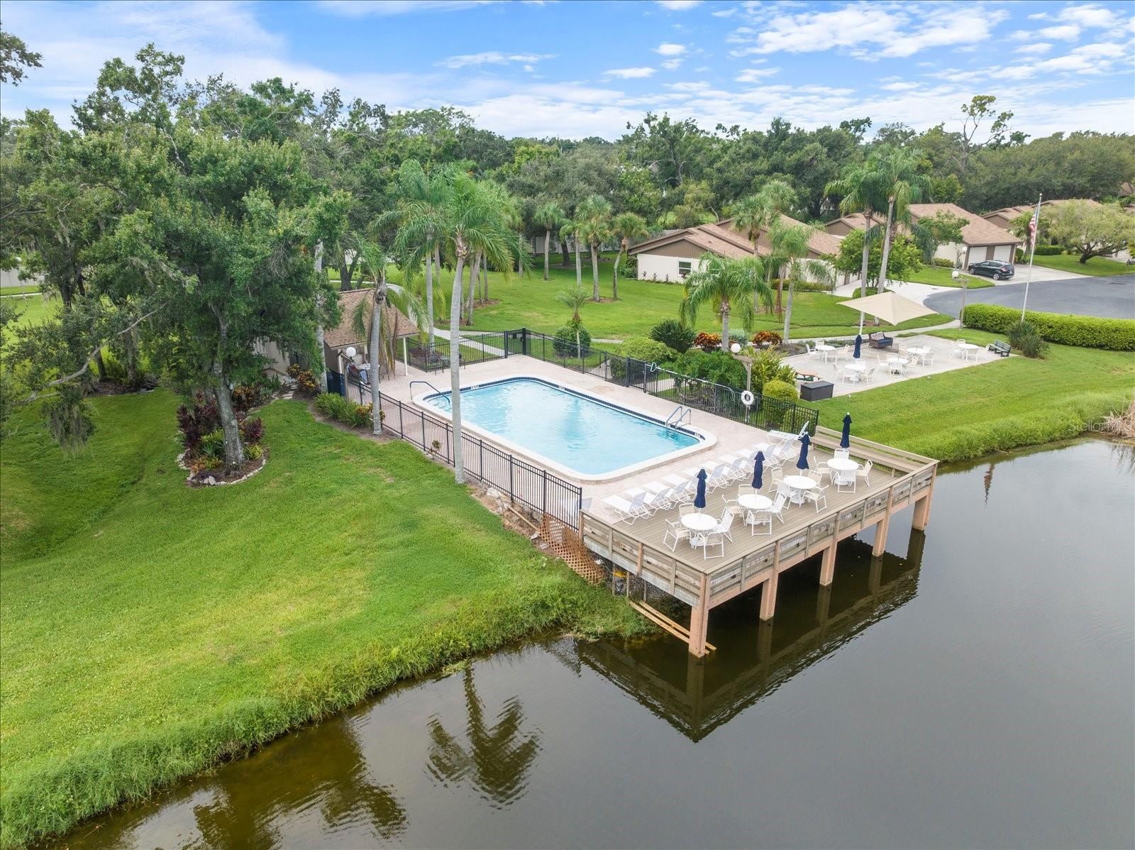 462 OAK HILL CIRCLE, #5, Sarasota, FL 34232