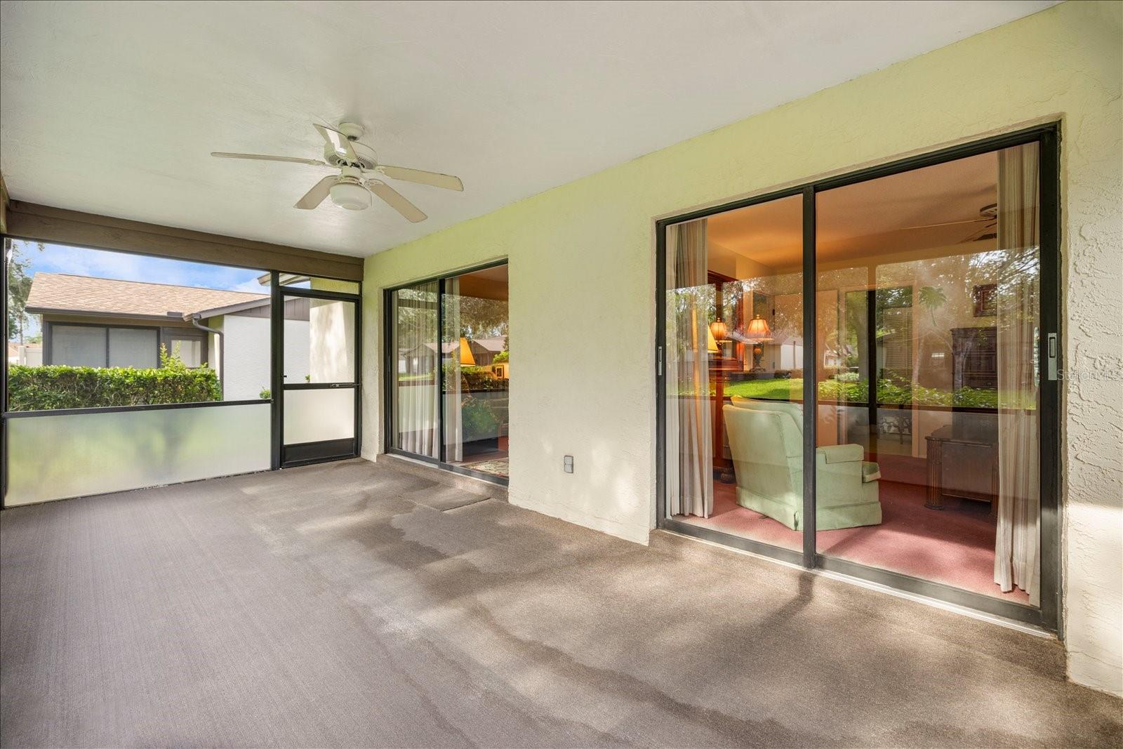 462 OAK HILL CIRCLE, #5, Sarasota, FL 34232
