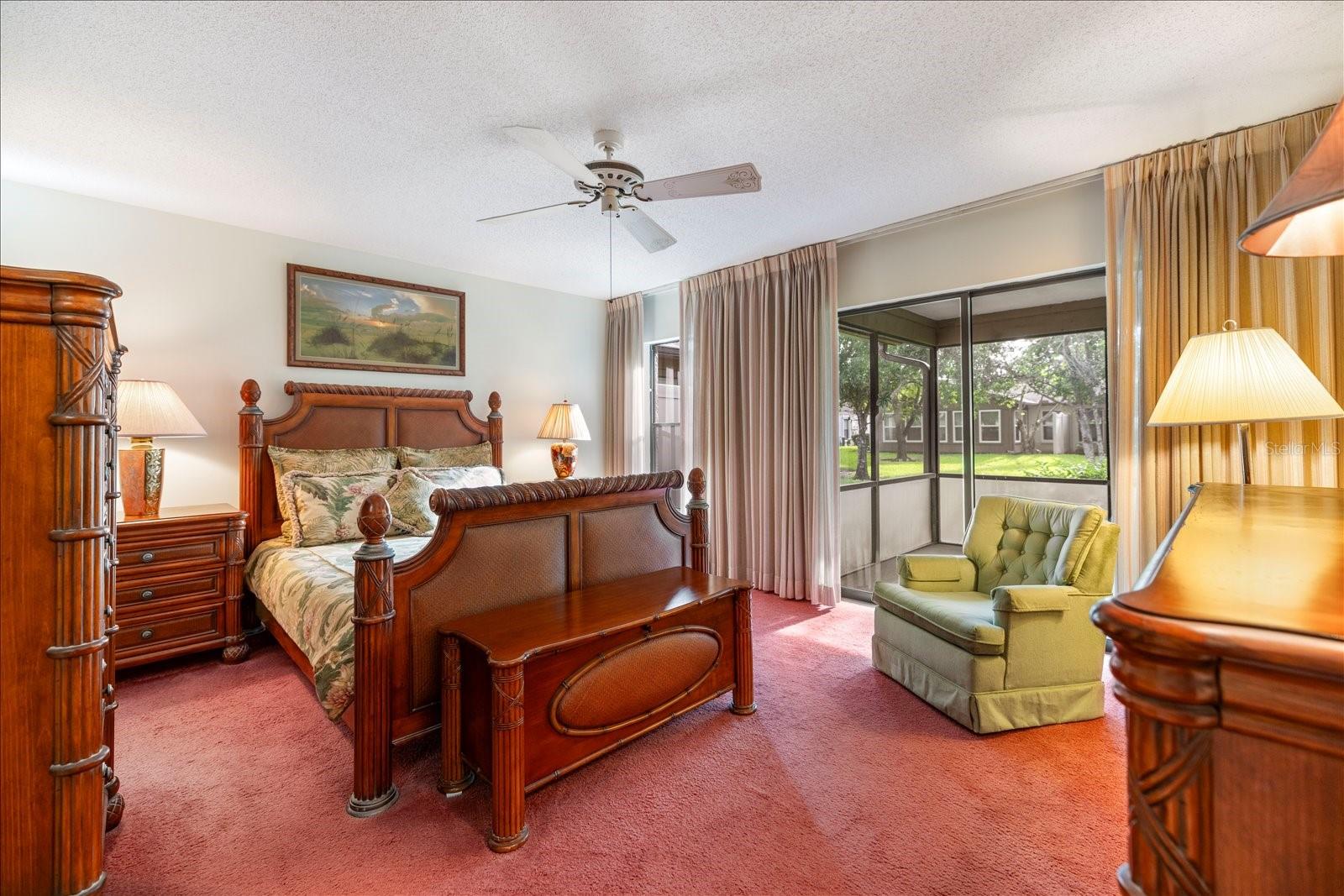 462 OAK HILL CIRCLE, #5, Sarasota, FL 34232
