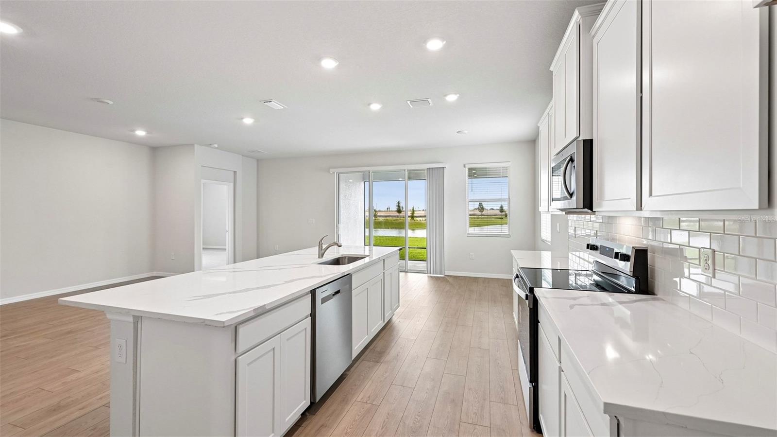 4347 FENCE ROW COURT, Lakewood Ranch, FL 34211