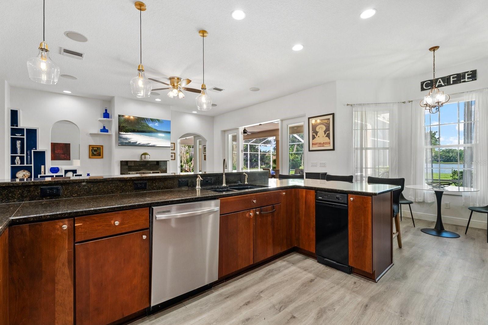 7303 WEEPING WILLOW DRIVE, Sarasota, FL 34241