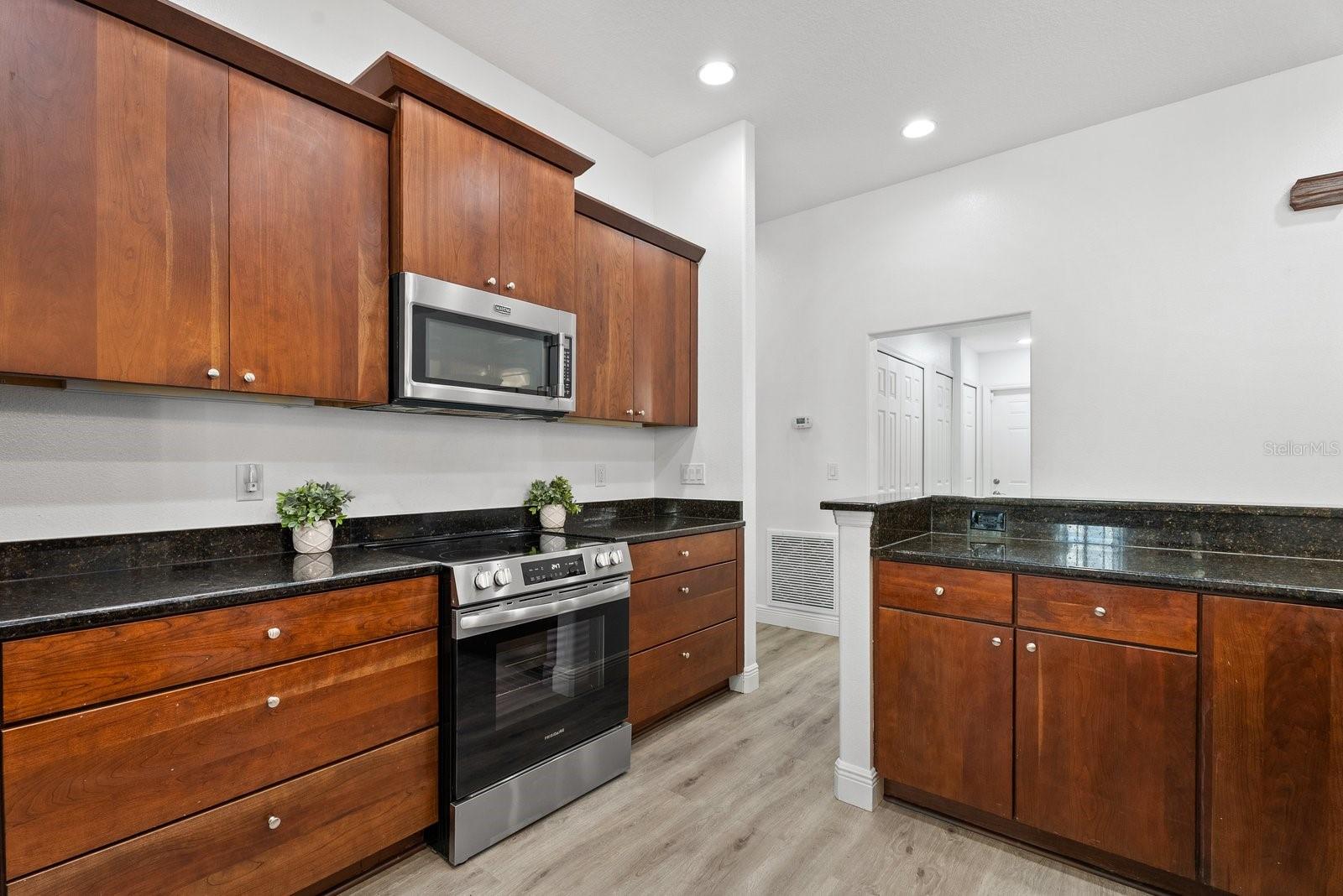 7303 WEEPING WILLOW DRIVE, Sarasota, FL 34241