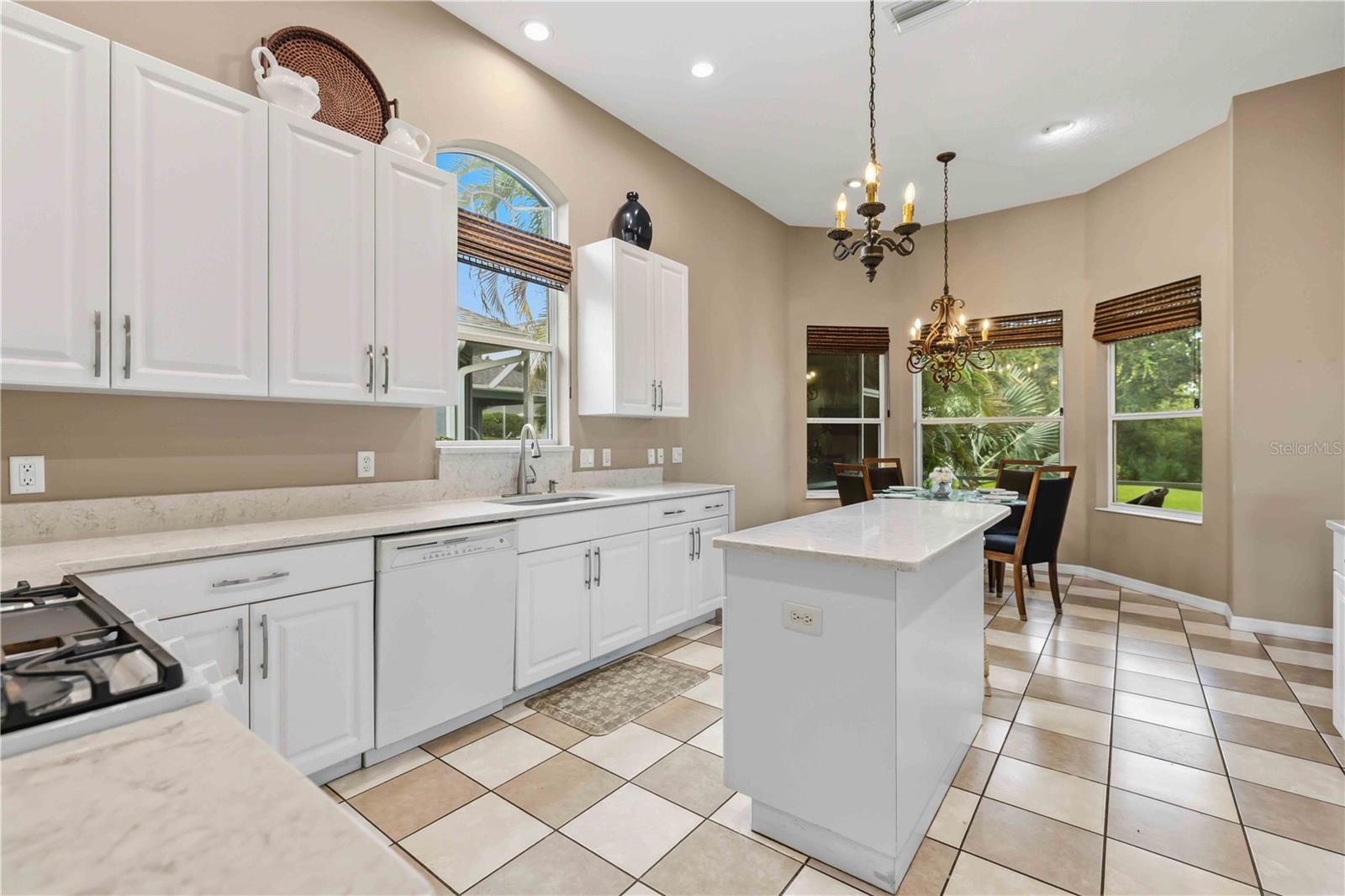 7907 ASHLEY CIRCLE, Bradenton, FL 34201