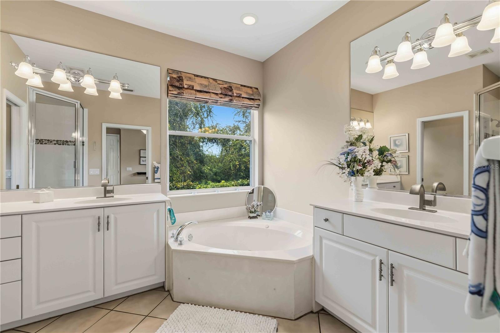 7907 ASHLEY CIRCLE, Bradenton, FL 34201