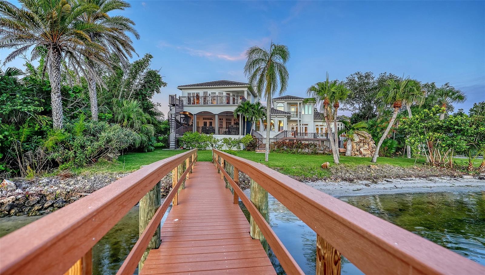 2115 LYCHEE LANE, Nokomis, FL 34275
