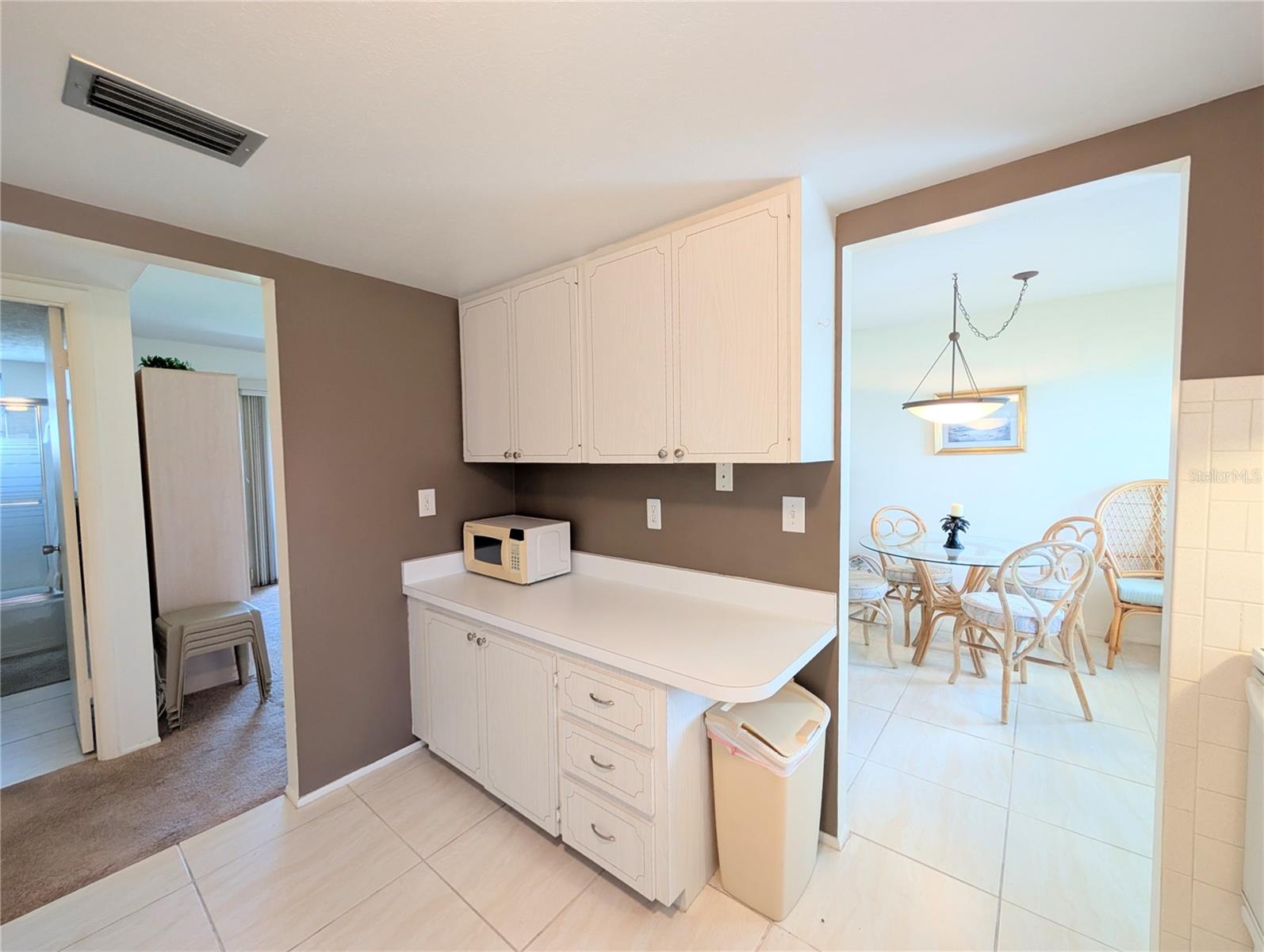 1865 SUNNY DRIVE, #G21, Bradenton, FL 34207 1865 SUNNY DRIVE, #G21, Bradenton, FL 34207
