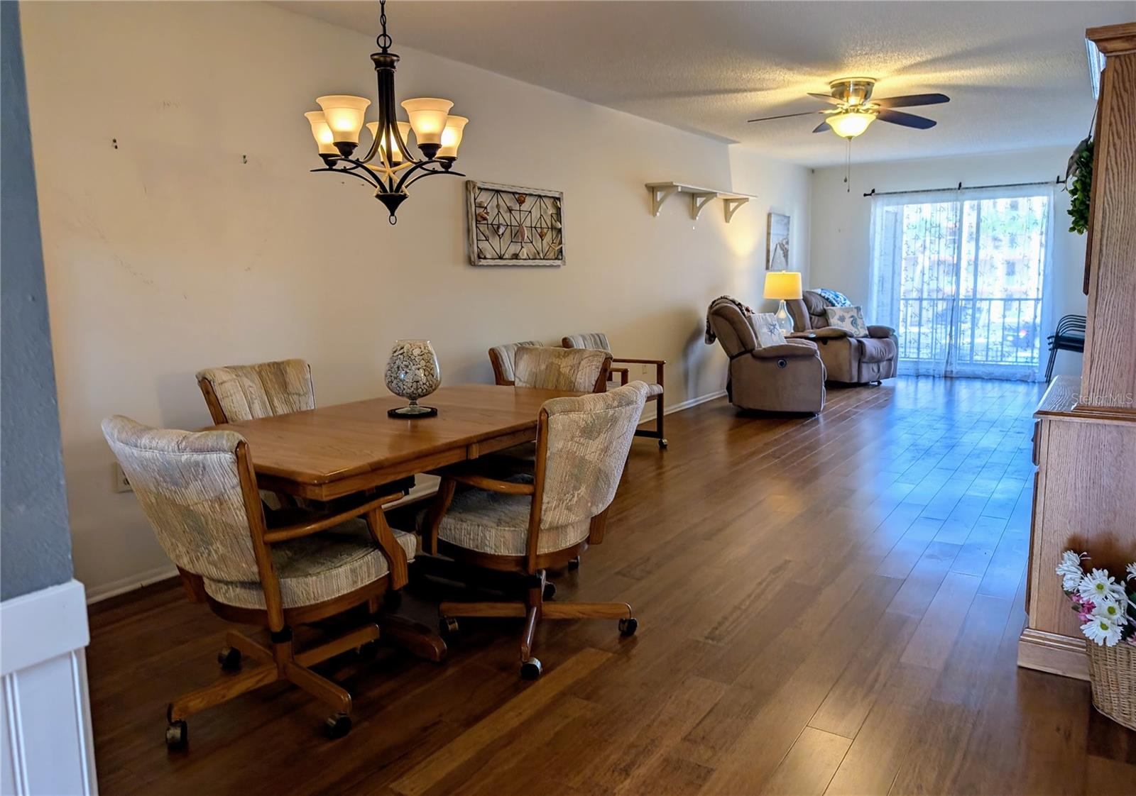 Open plan - dining & living areas