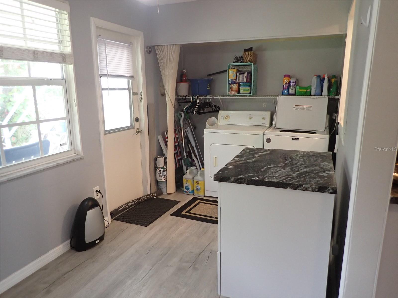 4158 TAMIAMI TRAIL, #J5, Port Charlotte, FL 33952