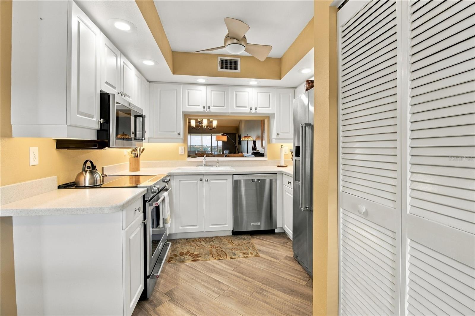 1389 PERICO POINT CIRCLE, #140, Bradenton, FL 34209